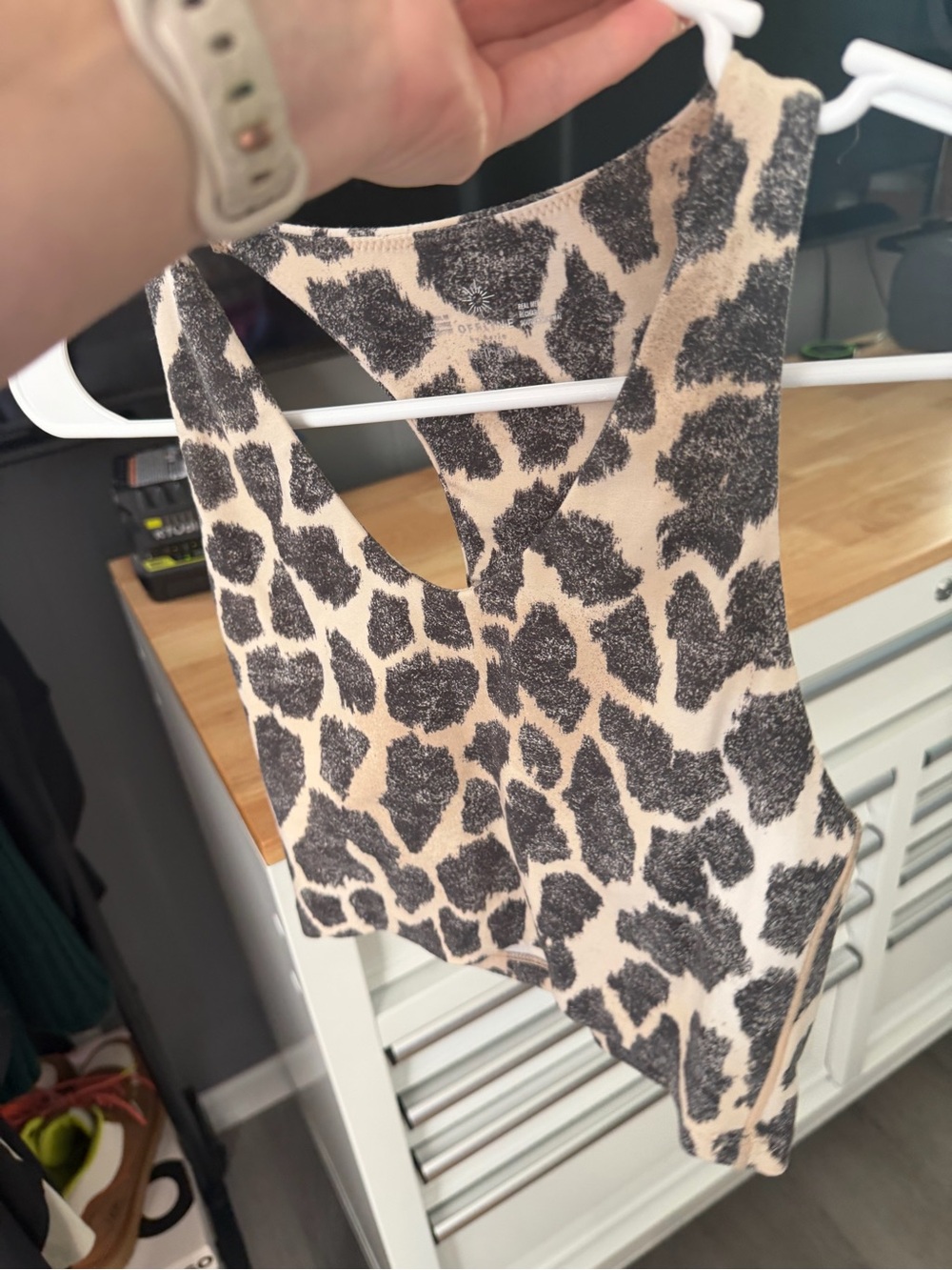 Sleeveless Leopard Print Tank Top in Beige and Black